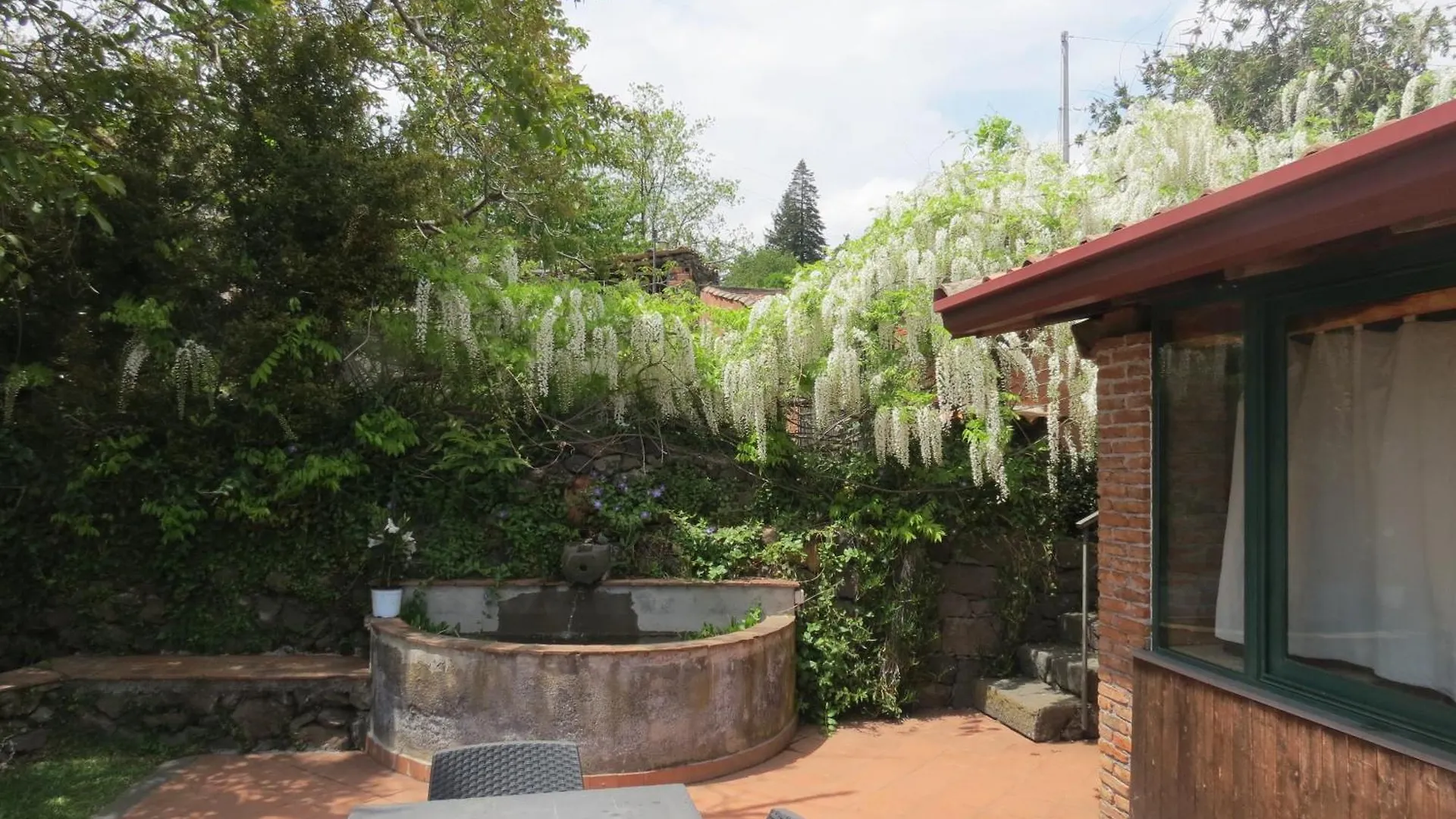 La Perla Villa SantʼAlfio 0*,  İtalya